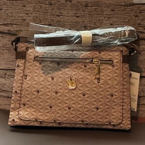 Gloria Vanderbilt crossbody